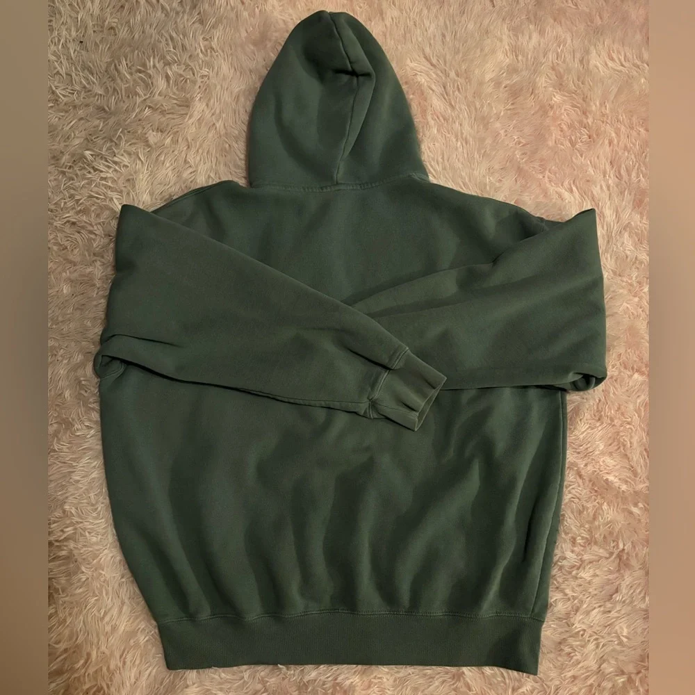 Brandy Melville Christy Hoodie - Picture 4 of 5